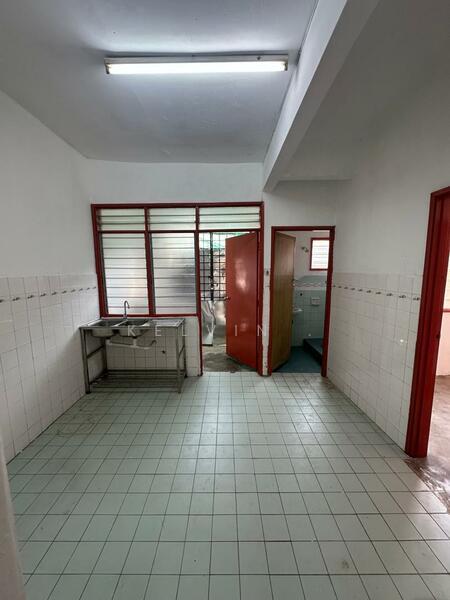 Murah 2 Sty Teres Inai Mawar Tulip Semarak Bukit Beruntung Sentosa Rawang - 3