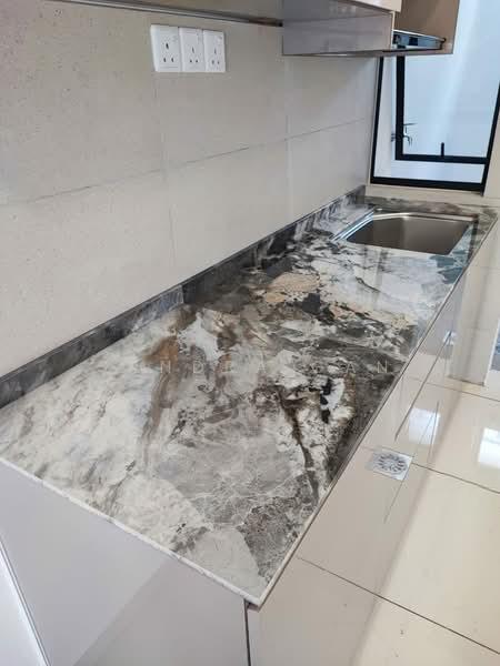 Austin Crest Ruby - 4