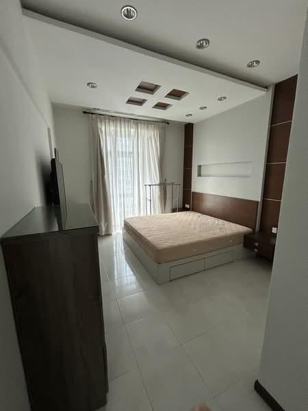 Bayswater Resort Condominium - 5