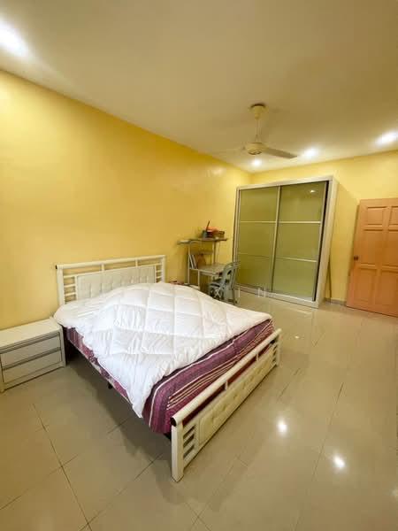 Taman Century - 3