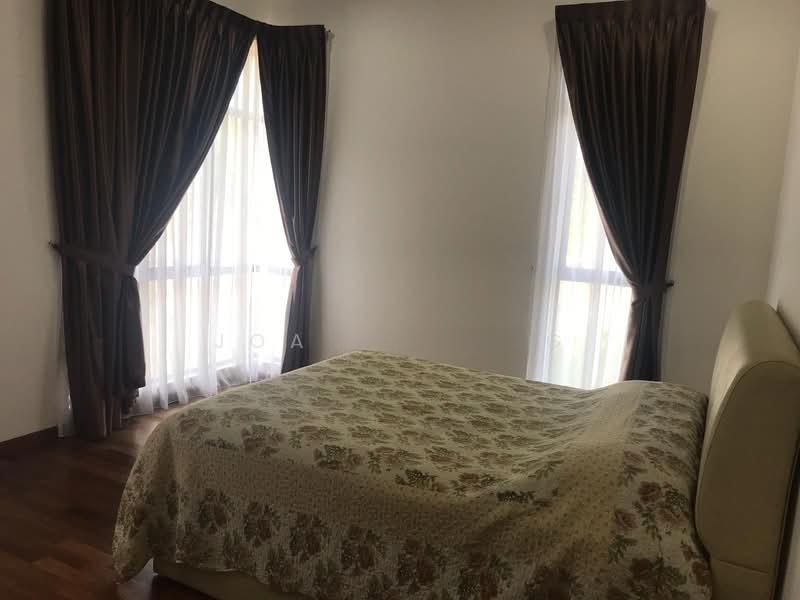 Horizon Hills Double Storey Semi D corner - 4