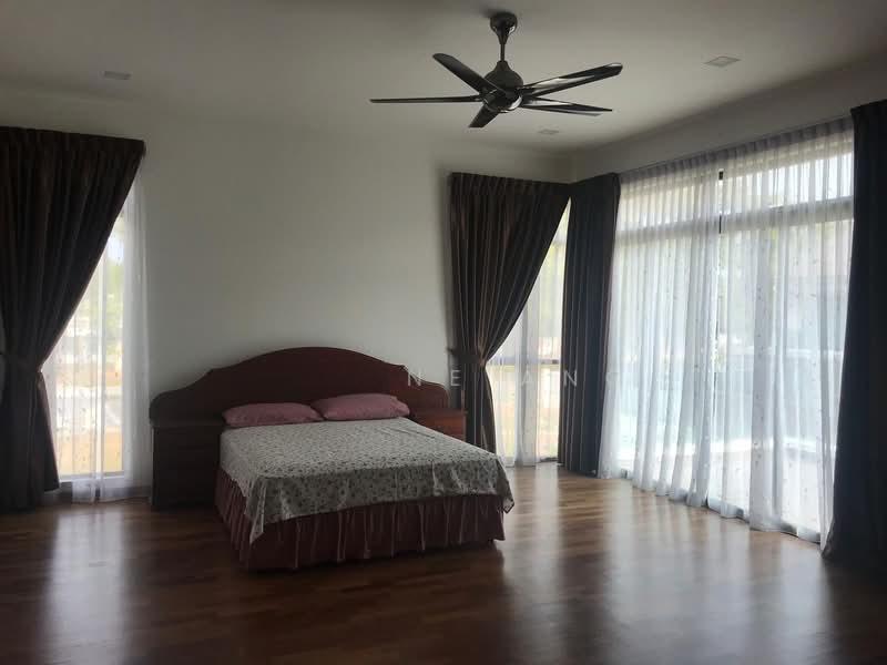 Horizon Hills Double Storey Semi D corner - 5