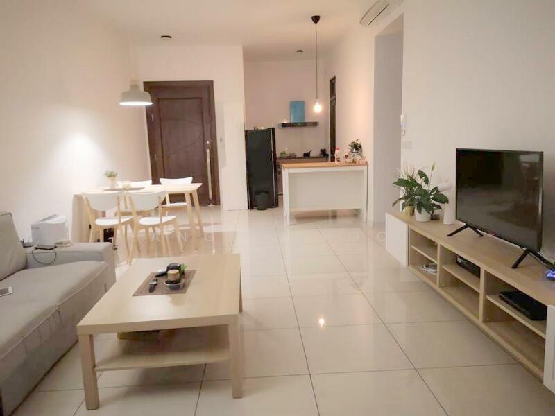 Queens Residences Q1 @ Queens Waterfront - 1