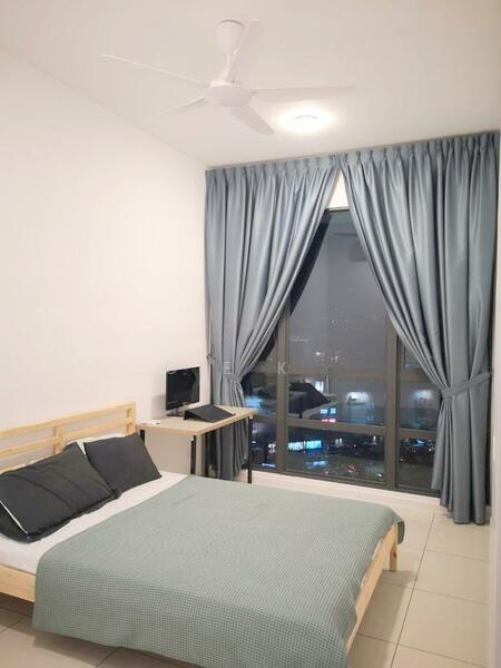 Queens Residences Q1 @ Queens Waterfront - 4