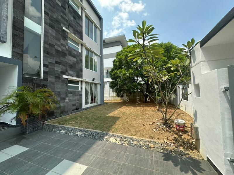 Horizon Hills (The Cove Bungalow Homes) - 1