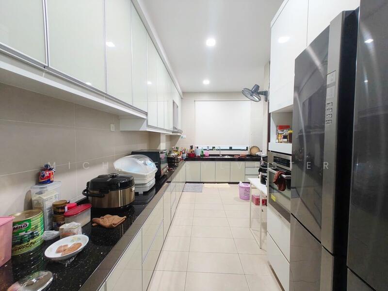 THE STRAITS VIEW RESIDENCES - 4