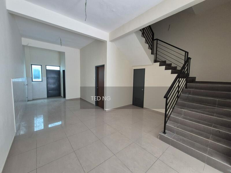 3 STOREY TERRACE HOUSE @ SPECTRUM GARDEN TAMAN LEBAH PERMAI INDAH ALMA BUKIT MERTAJAM - 1