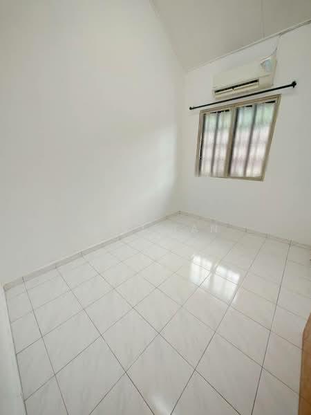 Bandar Menjalara - 5