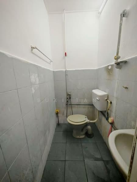 Bandar Menjalara - 4