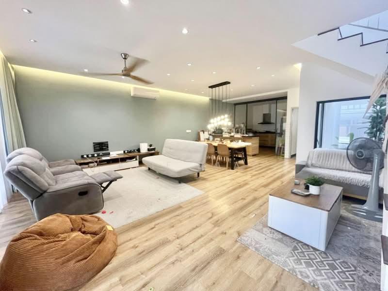 City of Elmina : Elmina Valley Phase 3 - 1