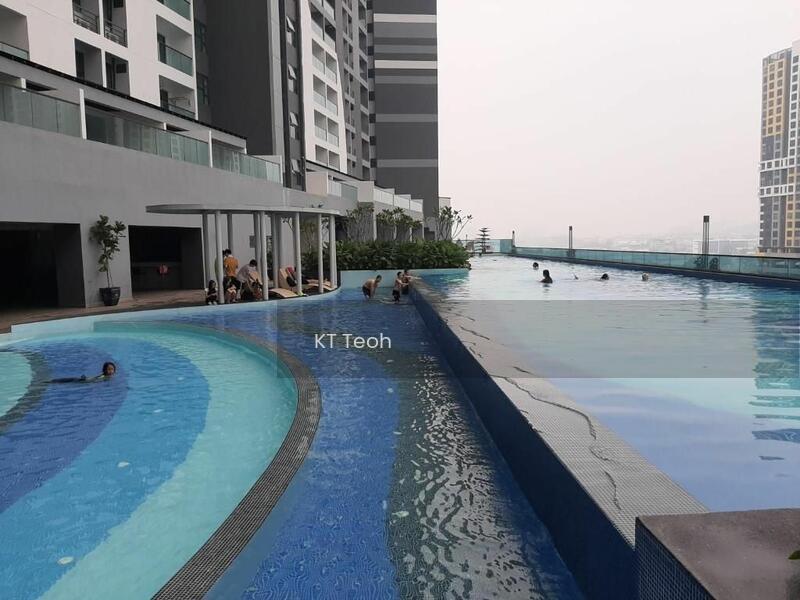 Symphony Tower (Menara Simfoni) - 1