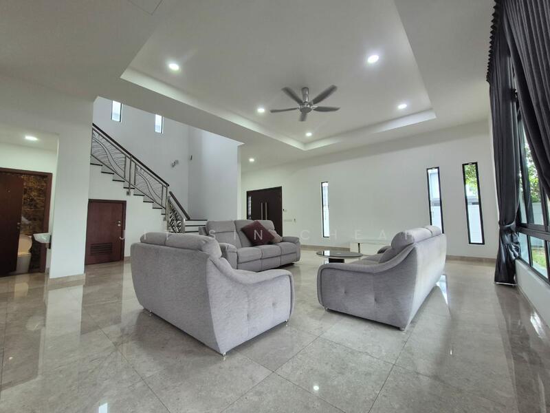 Taman Nusa Duta Duta 3 Bungalow Corner Lot - 1