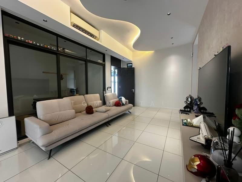 Medini Iskandar Medinis Iskandars - 3