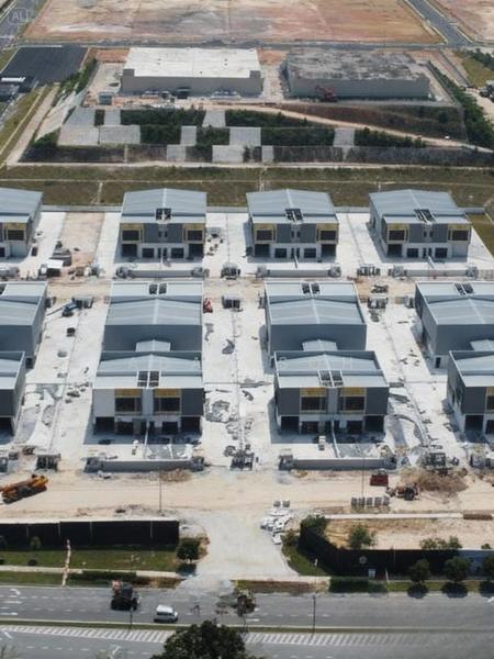 BRAND NEW. Puncak Alam, ECO BUSINESS PARK V, CENTRAL GATE, CORNER UNIT - 4