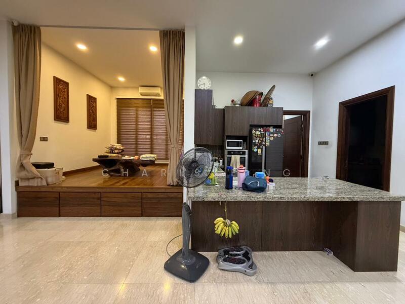 Bandar Tun Hussein Onn - 3