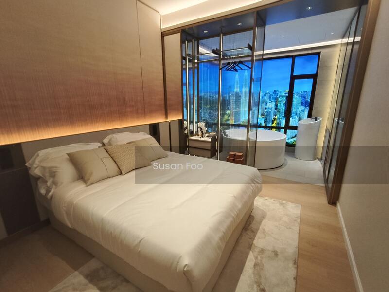 Armani Hallson KLCC - 2