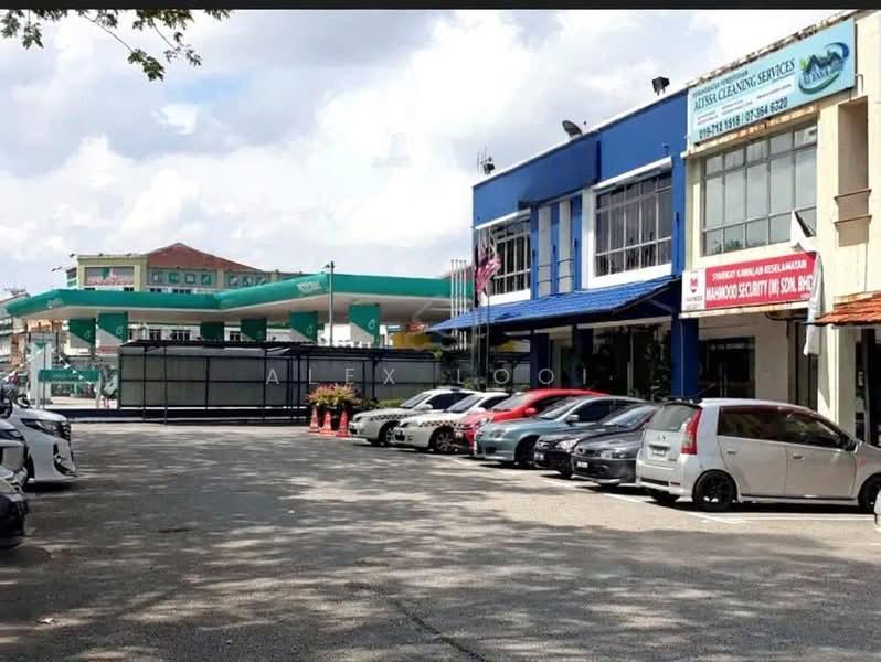 Taman Impian Emas Jln Anggerik Emas Shop - 4