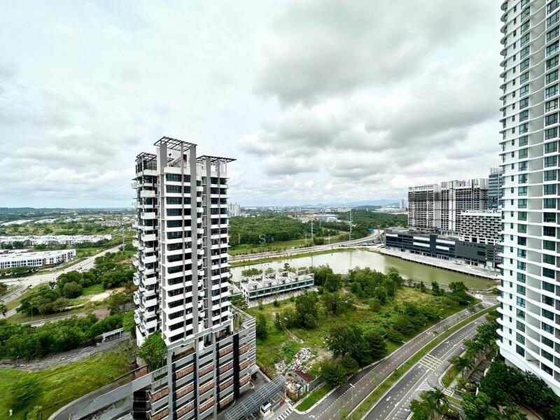 The M @ Medini Macrolink - 3