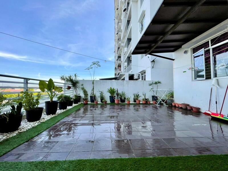 Pearl Avenue - 2