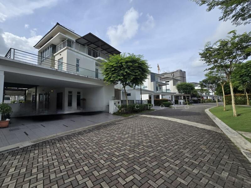 Isola Villa @ Senibong Cove - 1