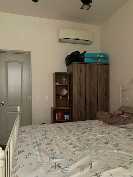 RM745k! 22x75ft! 4R3B! Good Condition Basic Unit Bandar Bukit Raja Klang Makyong 2 Sty Terrace Hse - 1