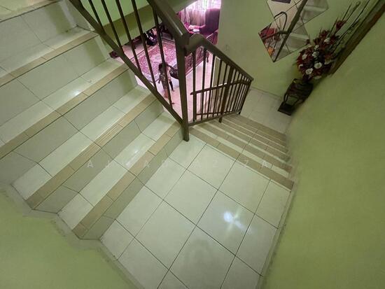Desa Kolej - 4