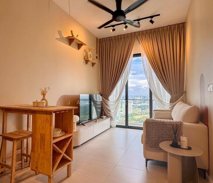 Laurel Residence - 2