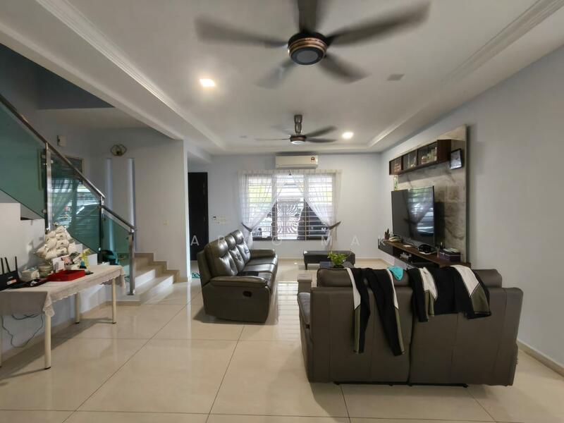 Bandar Bukit Raja : Casira 3 - 1