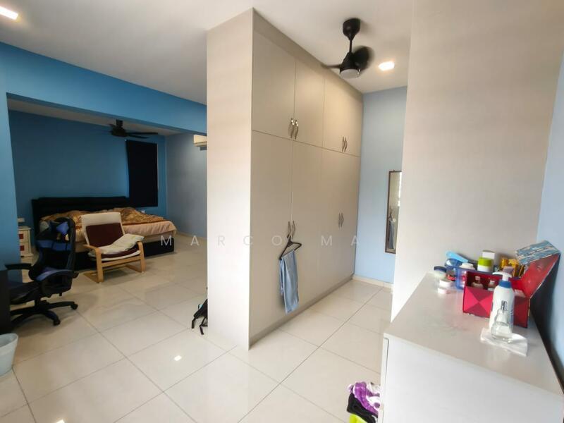 Bandar Bukit Raja : Casira 3 - 4