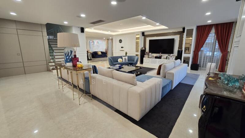 Inspired, Taman Sutera Utama - 2