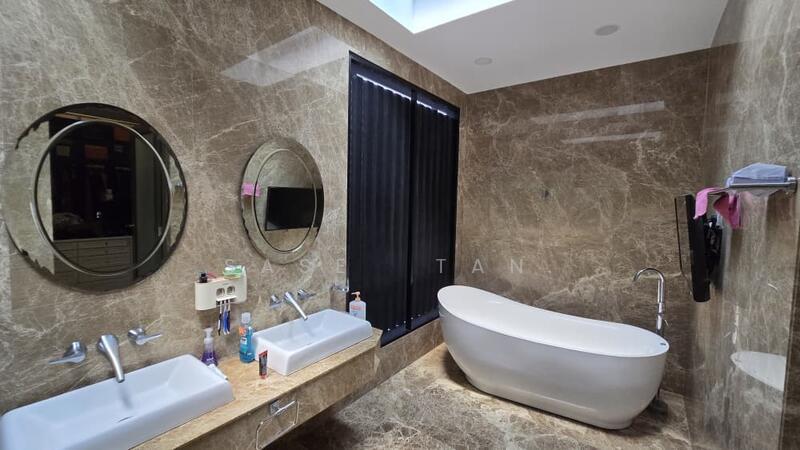 Inspired, Taman Sutera Utama - 5