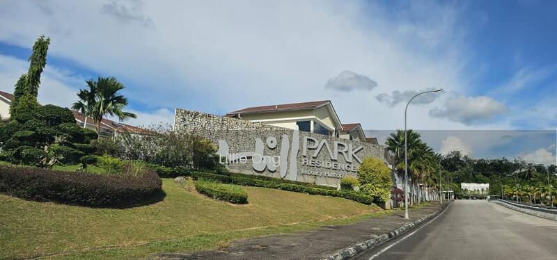 Hillpark Residence 2-storey Zero Lot Bungalow For Sale - 1