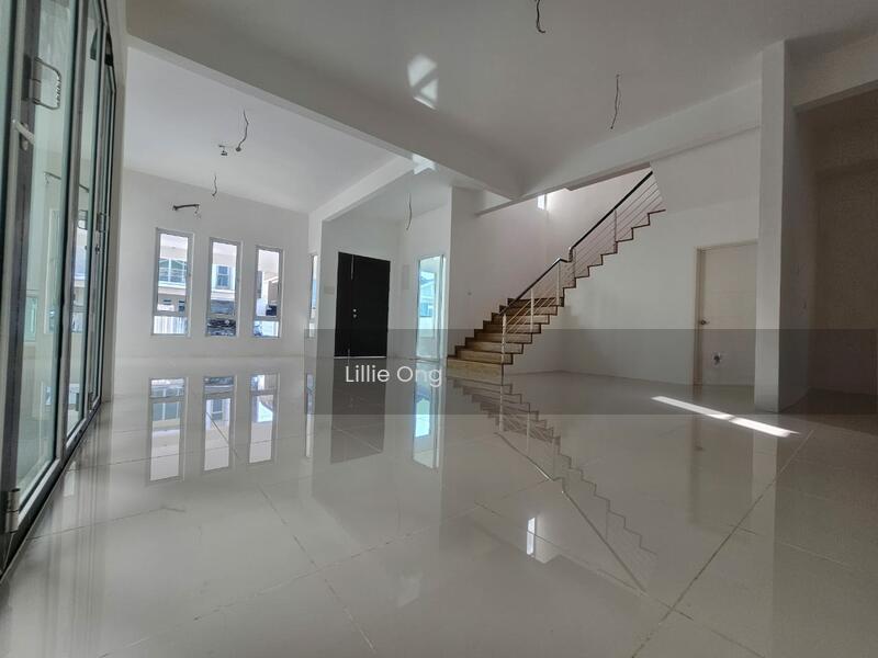 Hillpark Residence 2-storey Zero Lot Bungalow For Sale - 2