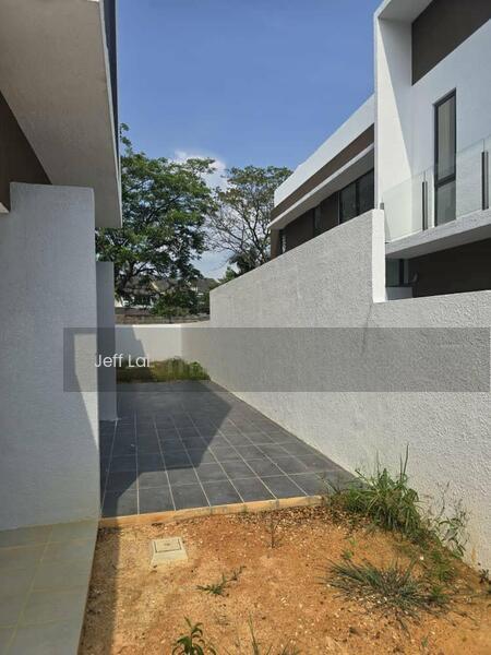 Saujana Height at Kajang (Brand New 2 Sty Semi-D) - 2