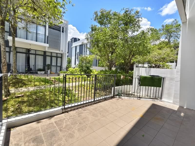 16 Quartz @ Melawati - 2