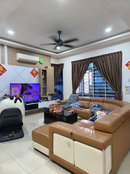 Double Storey Cluster End Lot @ Jalan Penaga , Taman Pulai Hijauan - 1