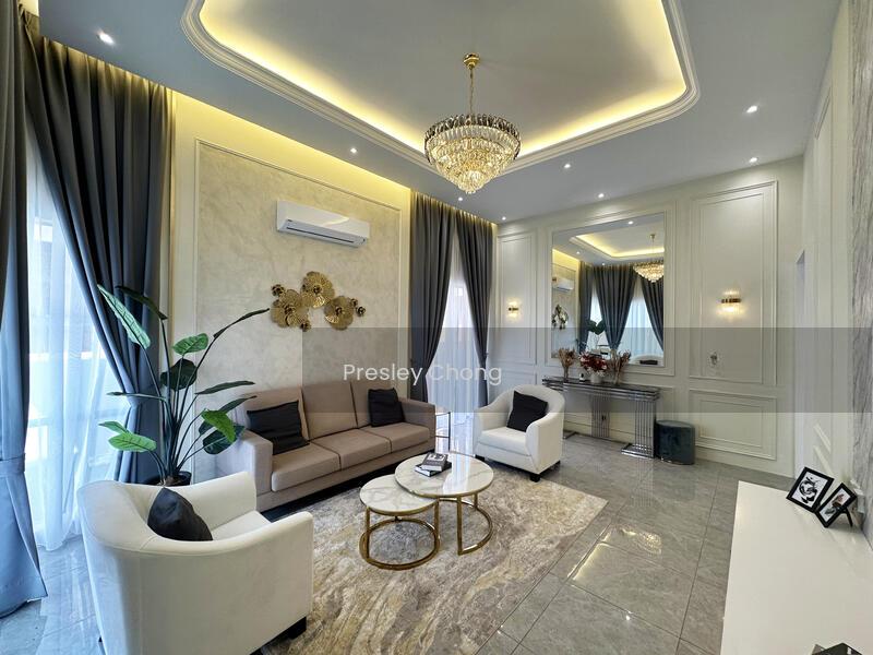 Lakeview Luxurious Single Storey Semi D 38x70 - 2