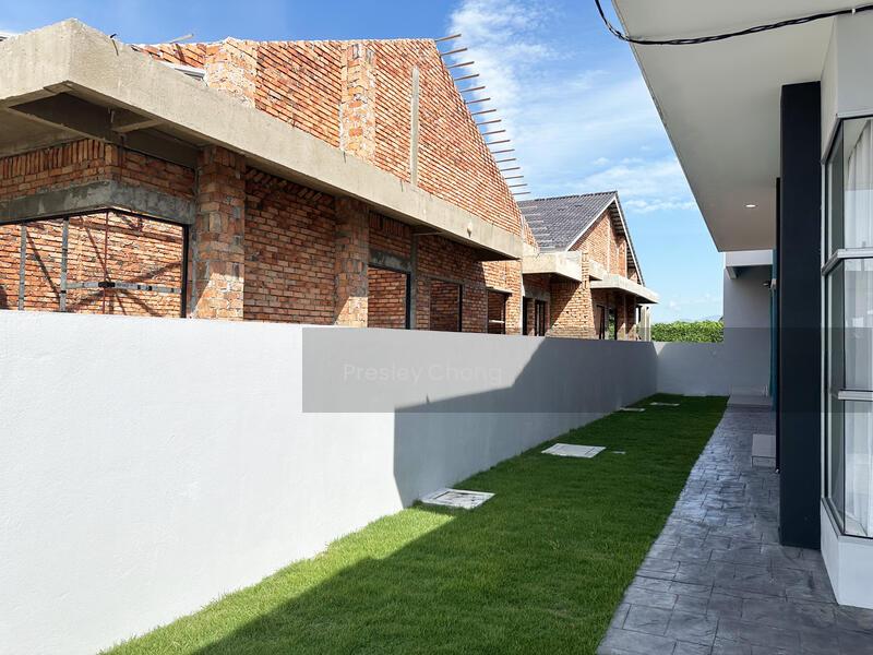 Lakeview Luxurious Single Storey Semi D 38x70 - 4