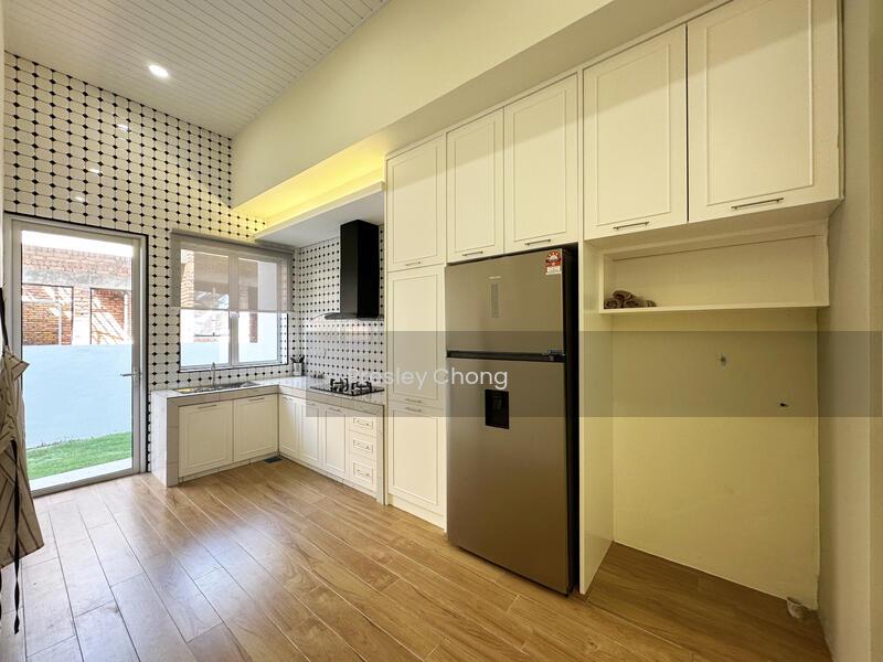 Lakeview Luxurious Single Storey Semi D 38x70 - 5