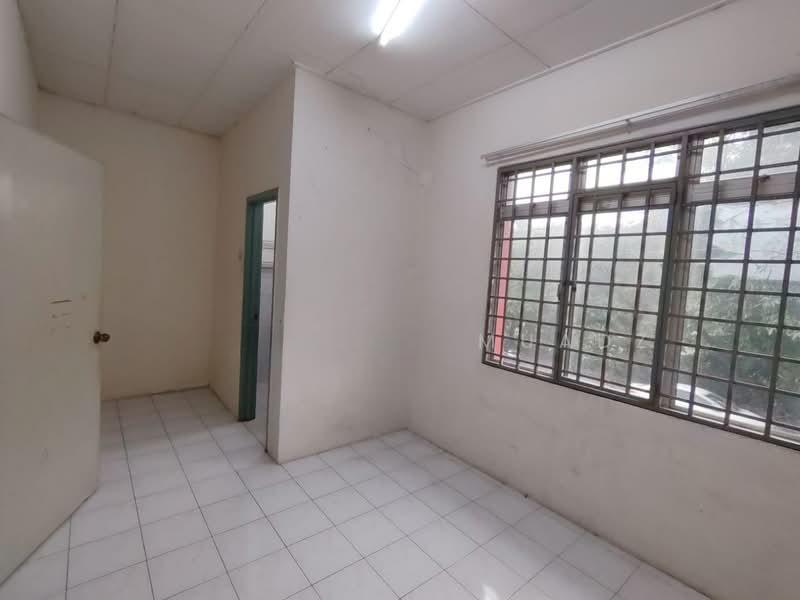 Taman Lestari Putra - 5