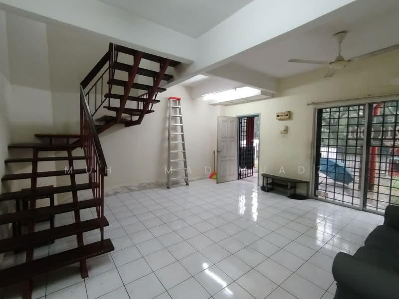 Taman Lestari Putra - 1