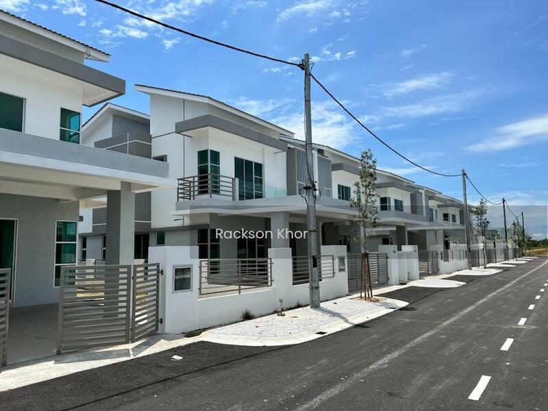 Taman Nuri Emas - 4