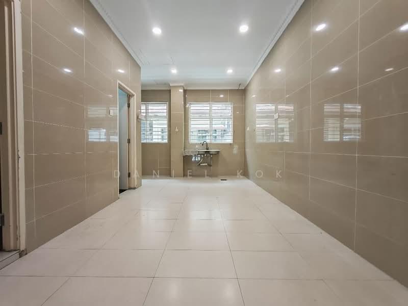 RM780k Only! 22x75ft! 6R5B! Fully Renovated Facing Open Setia Alam Anjung Sari 3 Sty House - 2
