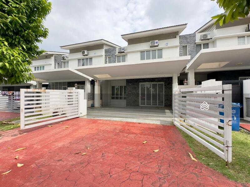 2 Storey Hyperlink Marbella D'Kayangan Seksyen 13 Shah Alam - 1