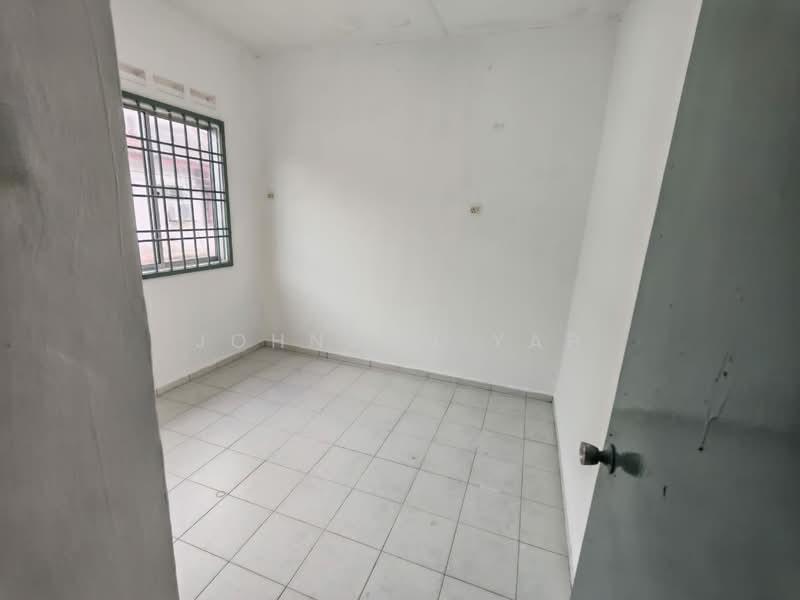 Taman Kota Masai - 4