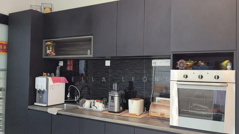 Lake Club Park Home - 4