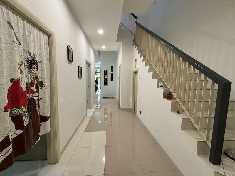 Lake Club Park Home - 3