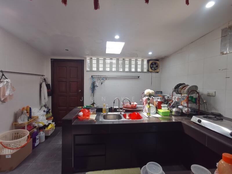 Single Storey Terrace Sri Petaling - 2