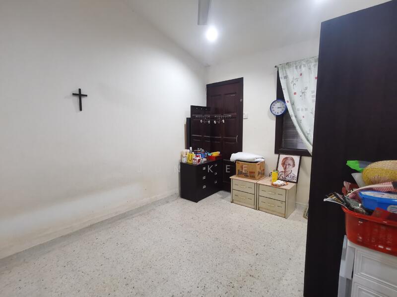 Single Storey Terrace Sri Petaling - 5
