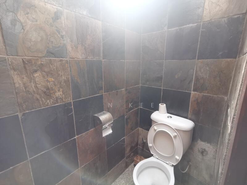 Single Storey Terrace Sri Petaling - 4